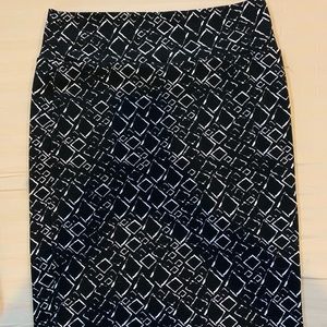 LuLaRoe Cassie pencil skirt